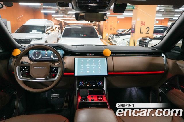 Land Rover Range Rover P530 Autobiography Long Wheel Base