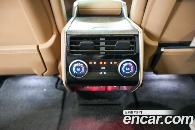 Land Rover Range Rover P530 Autobiography Long Wheel Base