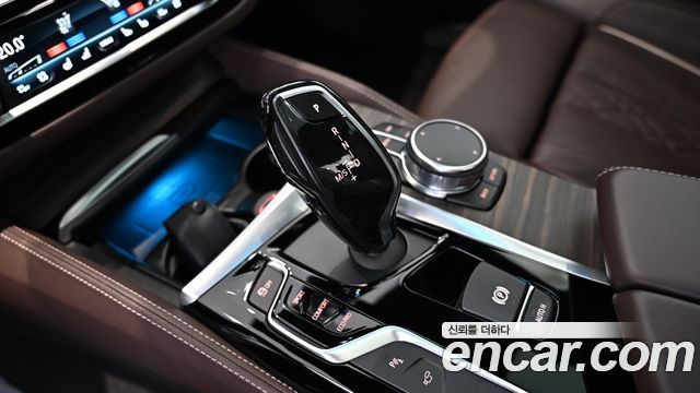BMW 5-Series 530i xDrive M Sport Package Plus
