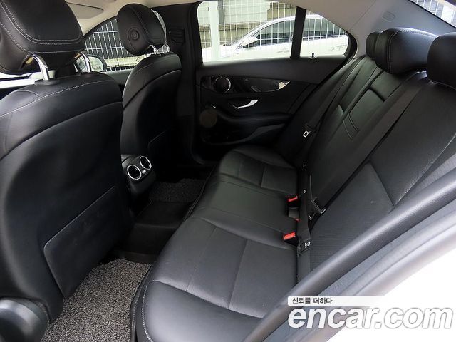 Mercedes-Benz C-Class C200