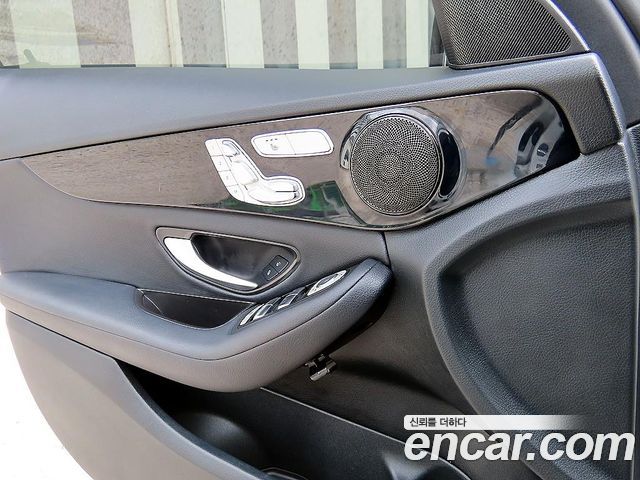 Mercedes-Benz C-Class C200