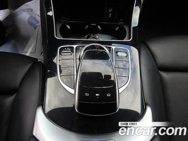 Mercedes-Benz C-Class C200
