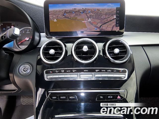 Mercedes-Benz C-Class C200