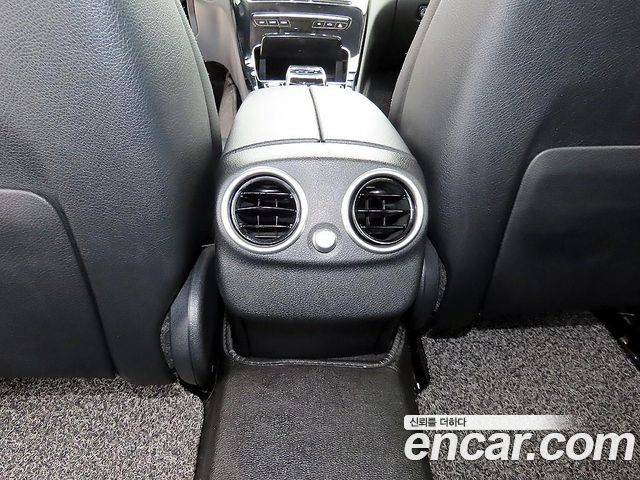 Mercedes-Benz C-Class C200