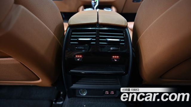 BMW 5-Series 520i Luxury