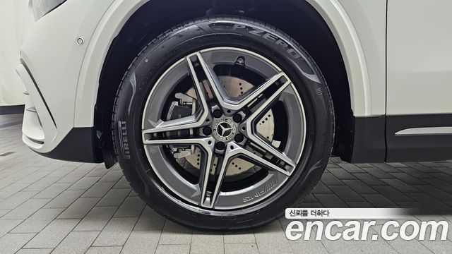 Mercedes-Benz GLA-Class GLA250 4MATIC