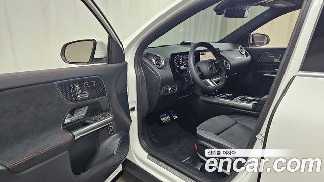 Mercedes-Benz GLA-Class GLA250 4MATIC