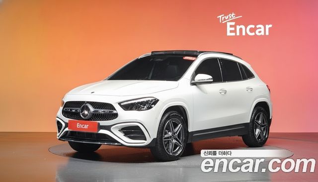 Mercedes-Benz GLA-Class GLA250 4MATIC