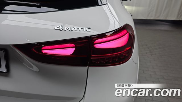 Mercedes-Benz GLA-Class GLA250 4MATIC