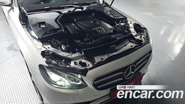 Mercedes-Benz E-Class E250 Avantgarde