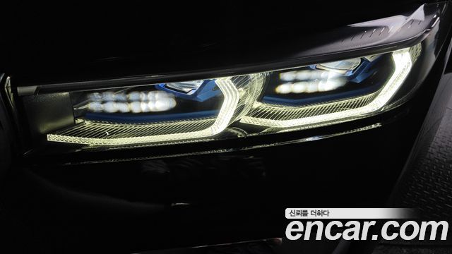 BMW 7-Series 745Le iPerformance M Sport