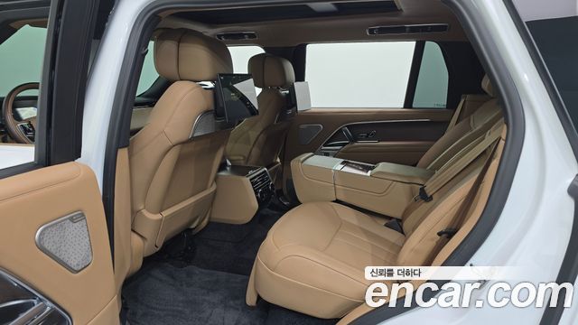 Land Rover Range Rover P530 Autobiography Long Wheel Base
