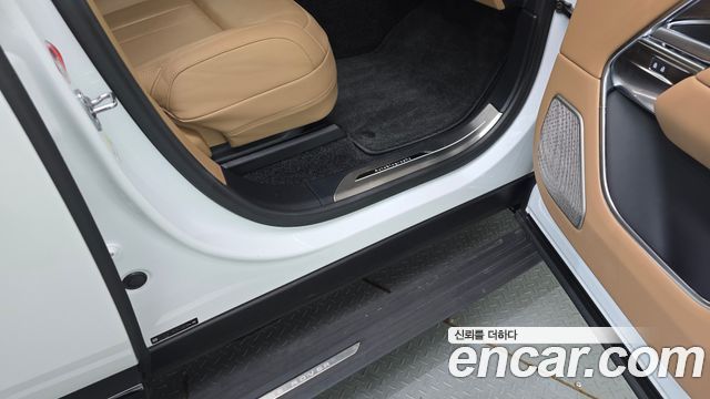 Land Rover Range Rover P530 Autobiography Long Wheel Base