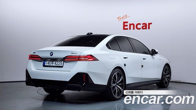 BMW 5-Series 530i xDrive M Sport