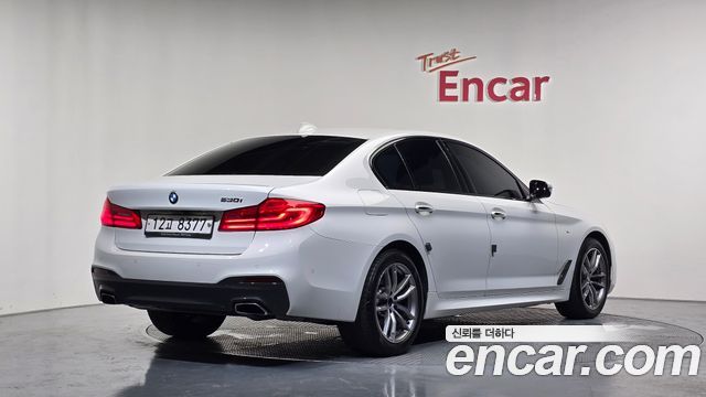 BMW 5-Series 530i M Sport Package Plus