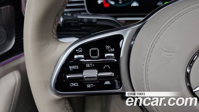 Mercedes-Benz GLS-Class Maybach GLS600 4MATIC