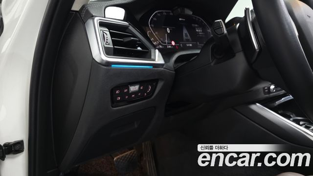 BMW 3-Series 330e Luxury