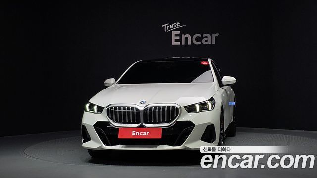 BMW 5-Series 530i xDrive M Sport