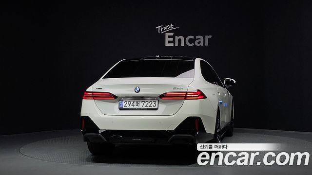 BMW 5-Series 530i xDrive M Sport