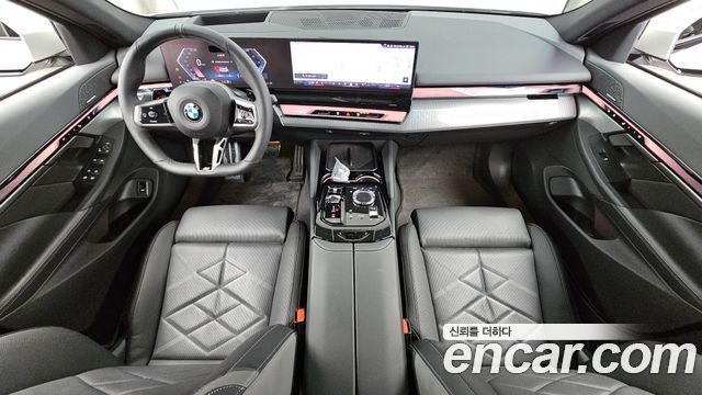 BMW 5-Series 530i xDrive M Sport