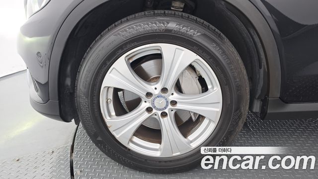 Mercedes-Benz GLC-Class GLC220 d 4MATIC