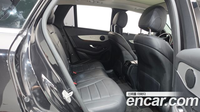 Mercedes-Benz GLC-Class GLC220 d 4MATIC