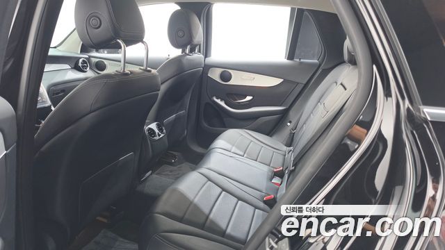 Mercedes-Benz GLC-Class GLC220 d 4MATIC