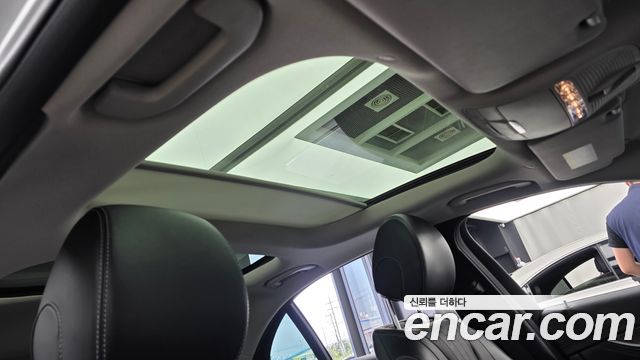 Mercedes-Benz E-Class E300 Exclusive