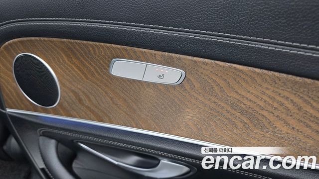 Mercedes-Benz E-Class E300 Exclusive