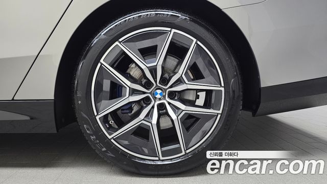 BMW 5-Series 520i M Sport