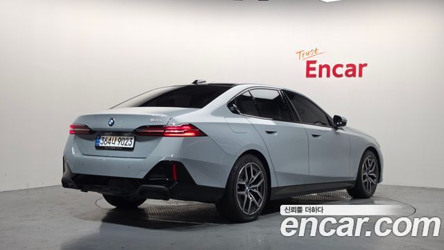 BMW 5-Series 520i M Sport