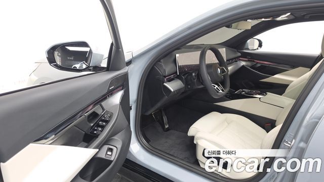 BMW 5-Series 520i M Sport