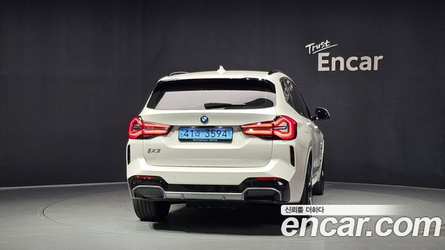 BMW iX3 M Sports