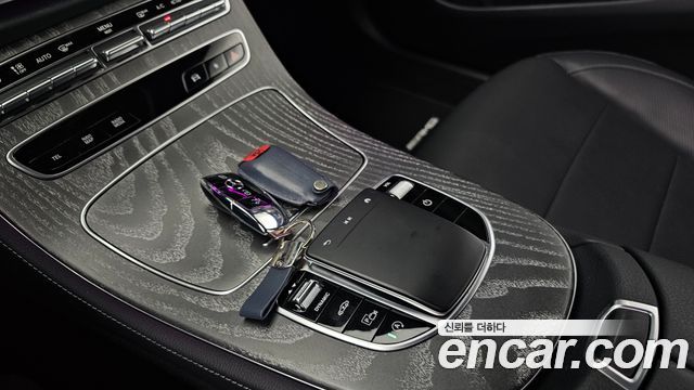Mercedes-Benz E-Class E350 4MATIC AMG Line