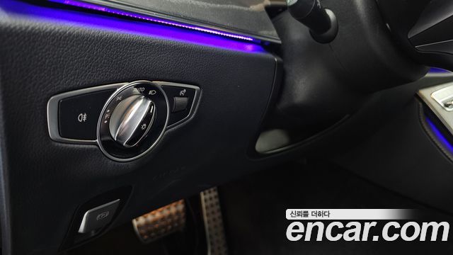 Mercedes-Benz E-Class E350 4MATIC AMG Line