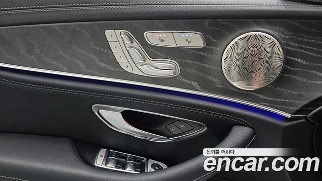 Mercedes-Benz E-Class E350 4MATIC AMG Line