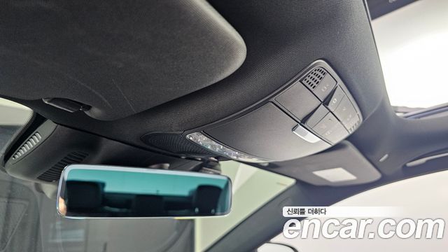 Mercedes-Benz E-Class E350 4MATIC AMG Line