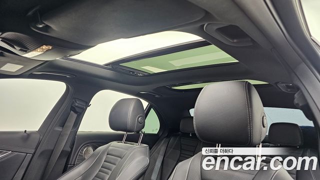 Mercedes-Benz E-Class E350 4MATIC AMG Line