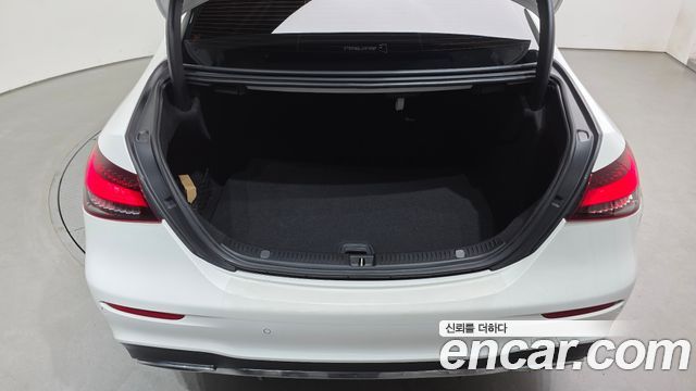 Mercedes-Benz E-Class E350 4MATIC AMG Line