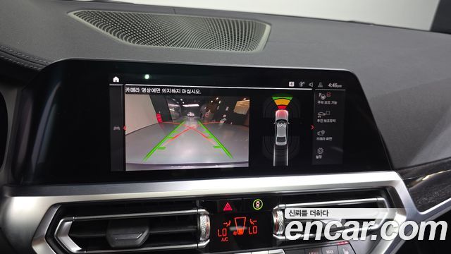 BMW 3-Series 320i Luxury