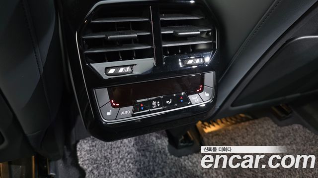 BMW iX xDrive50 Sports Plus