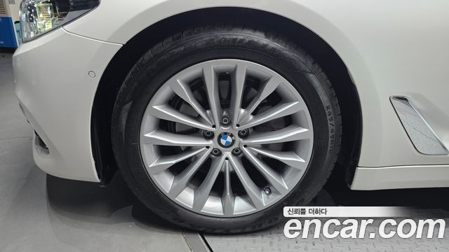 BMW 5-Series 520d Luxury Plus