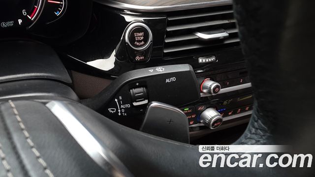 BMW 5-Series 520d Luxury Plus