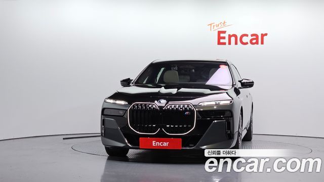 BMW i7 M70 xDrive M Performance