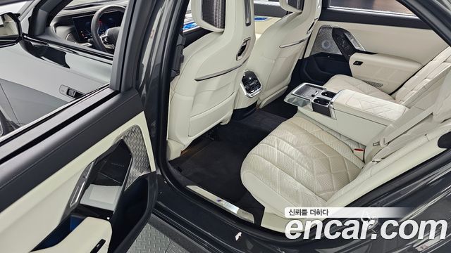 BMW i7 M70 xDrive M Performance