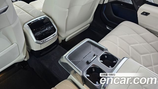 BMW i7 M70 xDrive M Performance