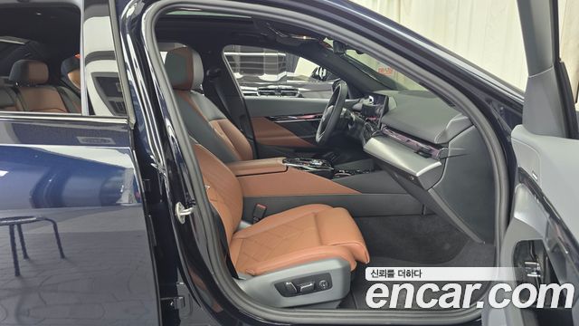 BMW 5-Series 530i xDrive M Sport