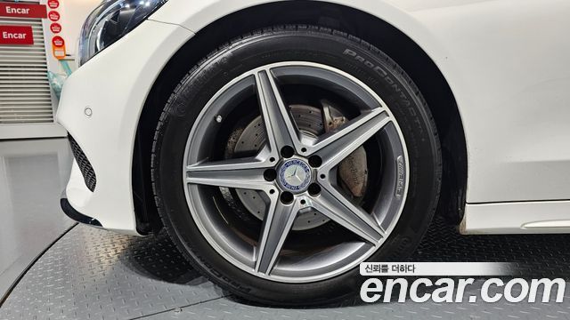 Mercedes-Benz C-Class C200 AMG Line