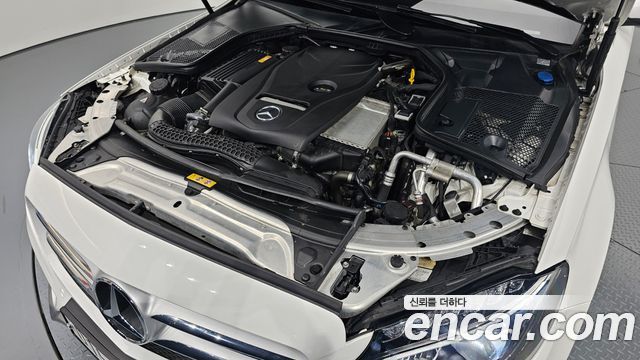 Mercedes-Benz C-Class C200 AMG Line