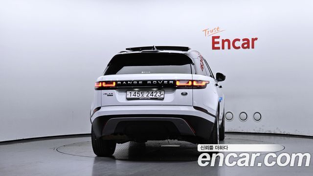 Land Rover Range Rover Velar 2.0 D240 SE